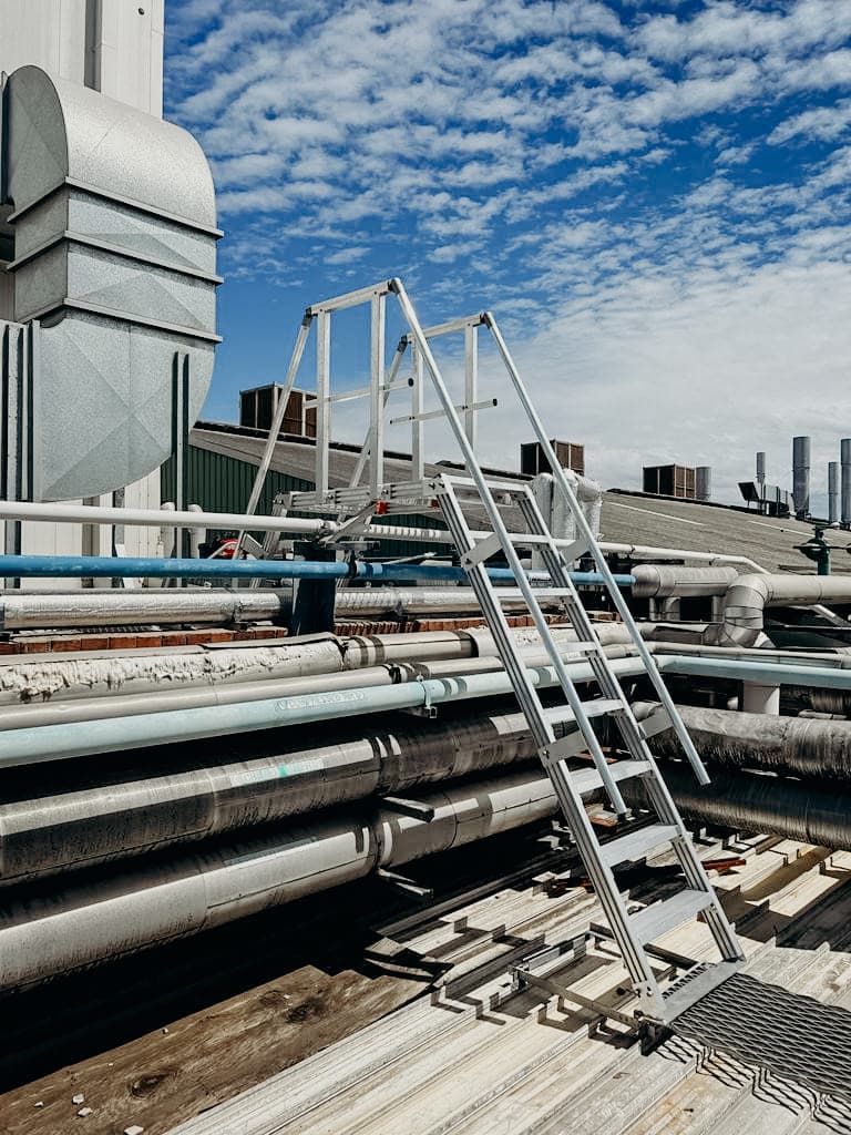 CONSTRUCTION / HVAC 7